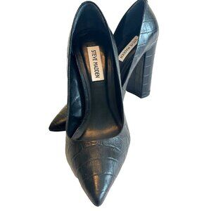 Steve Madden Women's Black Crocodile Embossed High Heels Size 8 1/2.